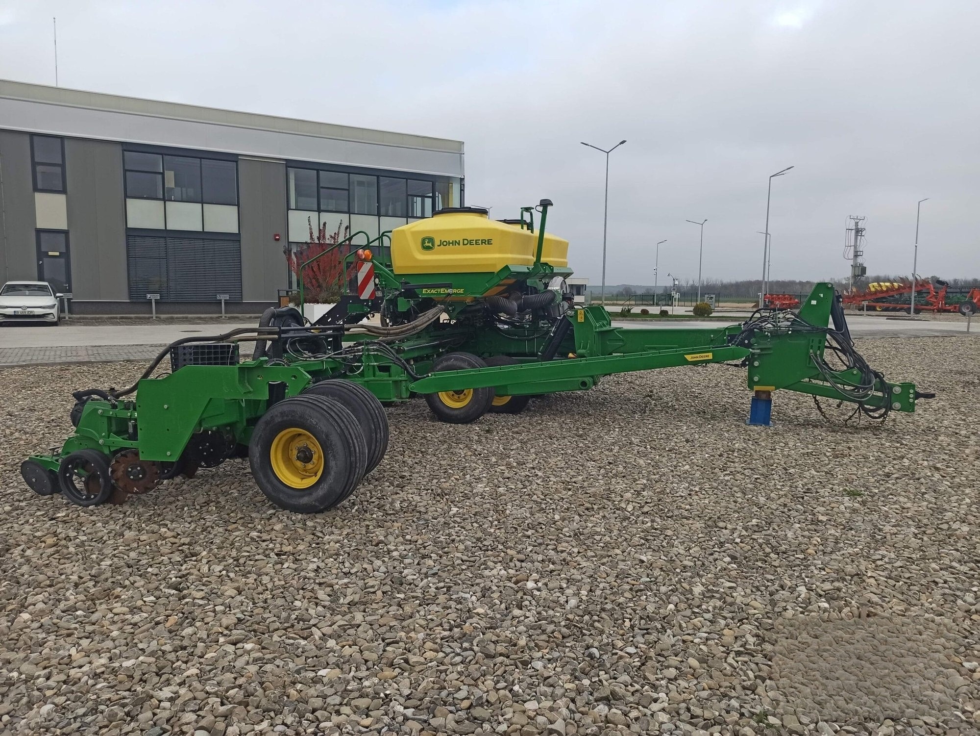 Semănătoare prășitoare John Deere DB37 ExactEmerge — 6