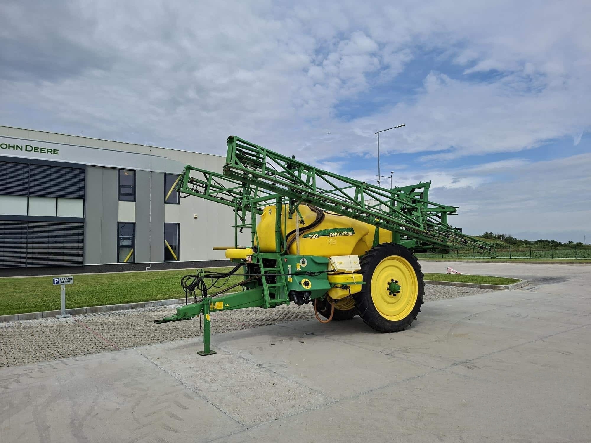 Stropitoare tractată John Deere 732 — 4